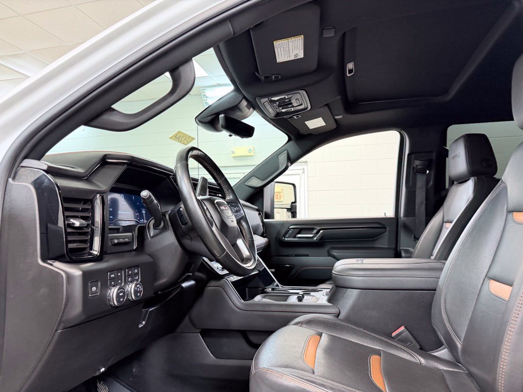 Used 2024 GMC Sierra 2500 AT4 w/ AT4 Premium Plus Package AWD/4WD image 18