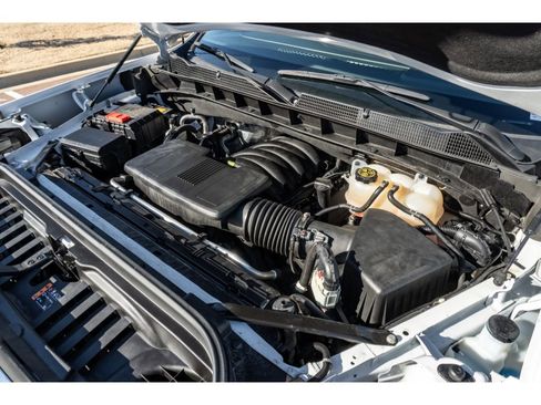 Used 2024 GMC Sierra 1500 SLT image 27