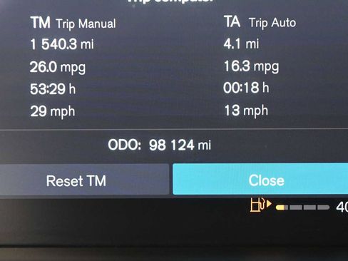 Used 2023 Volvo XC40 B5 Plus w/ Driver Assist Package AWD/4WD image 25