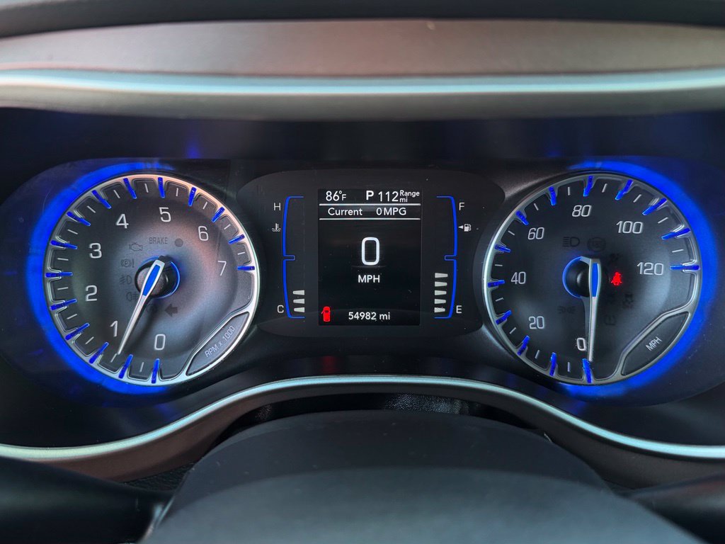 Used 2023 Chrysler Voyager LX FWD image 13
