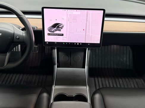 Used 2018 Tesla Model 3 Long Range image 23