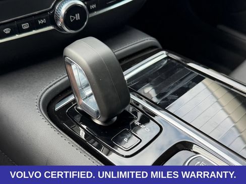 Certified 2025 Volvo S60 T8 Plus w/ Climate Package AWD/4WD image 22