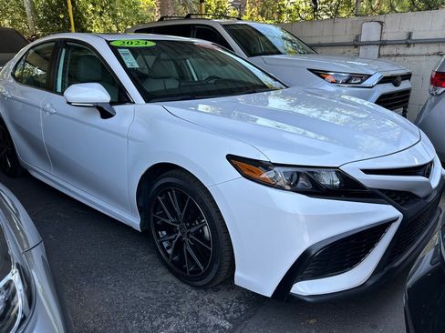 Used 2024 Toyota Camry SE w/ Cold Weather Package image 2