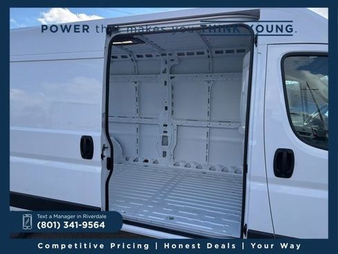 New 2026 RAM ProMaster 2500 w/ Convenience Group image 5