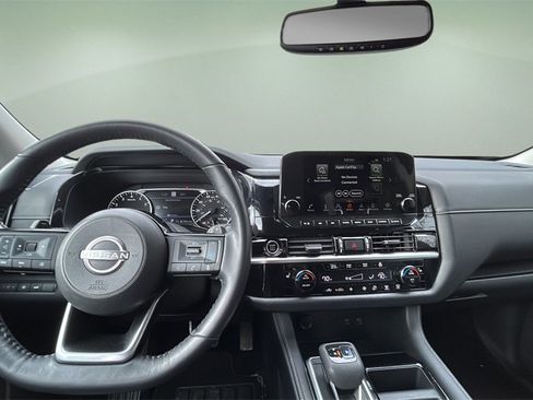 Used 2022 Nissan Pathfinder SL image 13