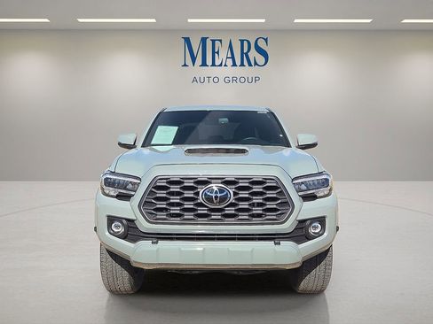 Used 2023 Toyota Tacoma TRD Sport image 8