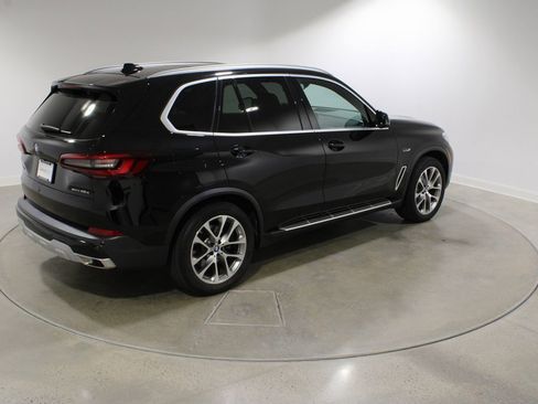Used 2023 BMW X5 xDrive45e image 5