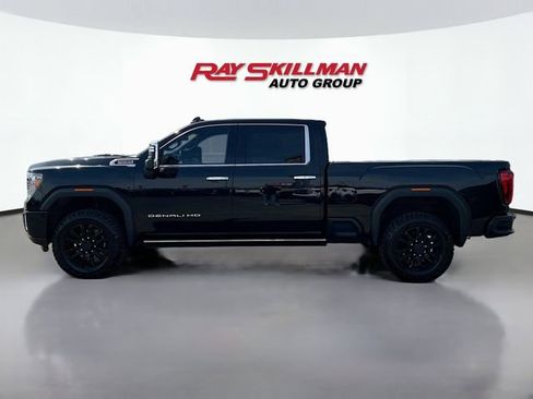 Used 2022 GMC Sierra 2500 Denali w/ Denali Black Diamond Edition image 4