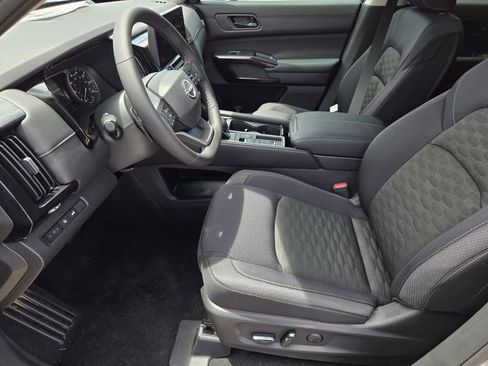 New 2026 Nissan Pathfinder SV FWD image 19