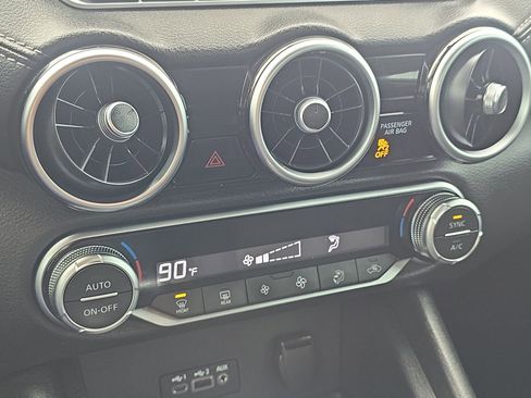 Used 2020 Nissan Sentra SV w/ Electronics Package image 22