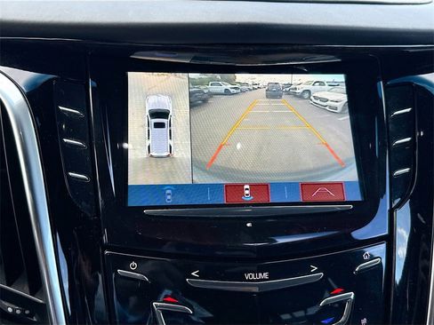 Used 2019 Cadillac Escalade ESV Platinum image 15