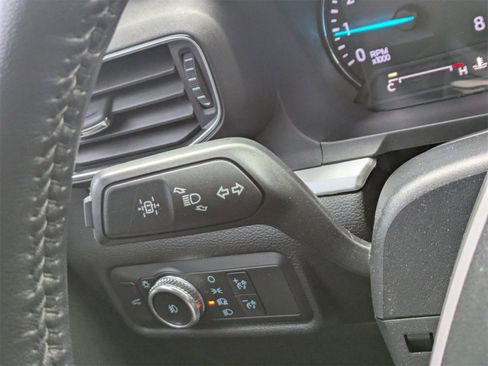 Used 2020 Ford Explorer XLT w/ Equipment Group 202A image 32