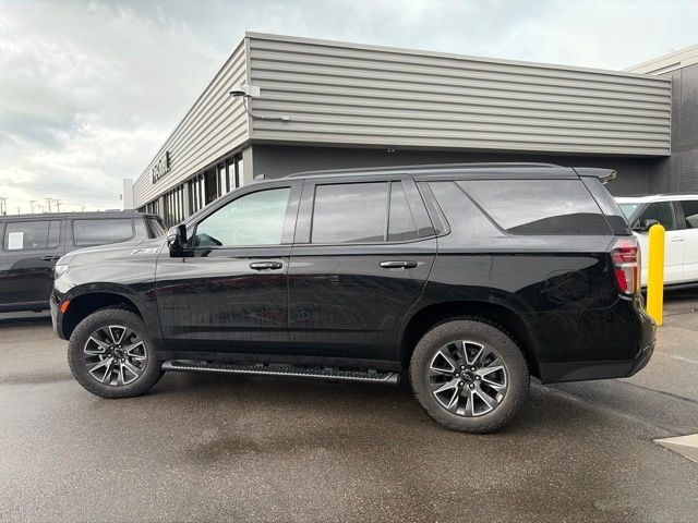 Used 2024 Chevrolet Tahoe Z71 w/ Luxury Package AWD/4WD image 7