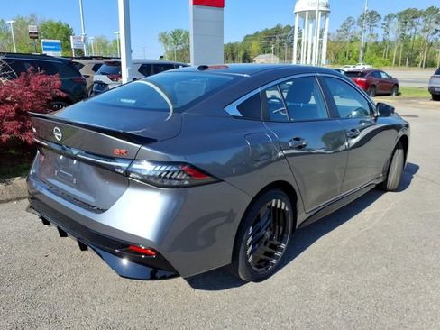 New 2026 Nissan Sentra SR FWD image 3