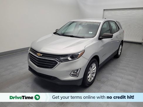 Used 2018 Chevrolet Equinox LS FWD image 1