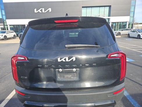 Certified 2022 Kia Telluride EX w/ EX Premium Package image 8
