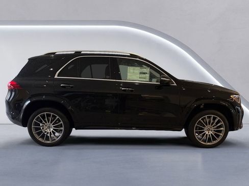 New 2026 Mercedes-Benz GLE 580 4MATIC image 3