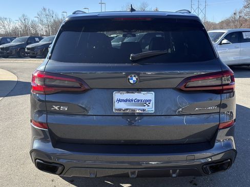 Used 2022 BMW X5 xDrive40i w/ M Sport Package image 9
