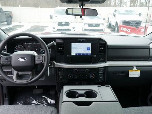 New 2026 Ford F250 XLT w/ FX4 Off-Road Package AWD/4WD image 4