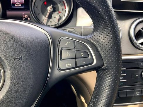 Used 2016 Mercedes-Benz CLA 250 image 19