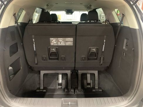 New 2026 Kia Carnival LX image 13