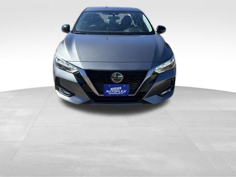 Used 2022 Nissan Sentra SR w/ Trunk Package image 2