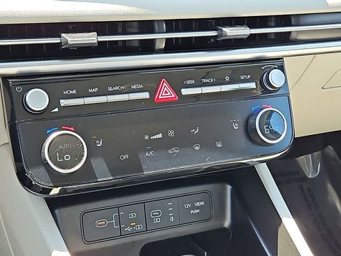 Used 2025 Hyundai Tucson SEL FWD image 14