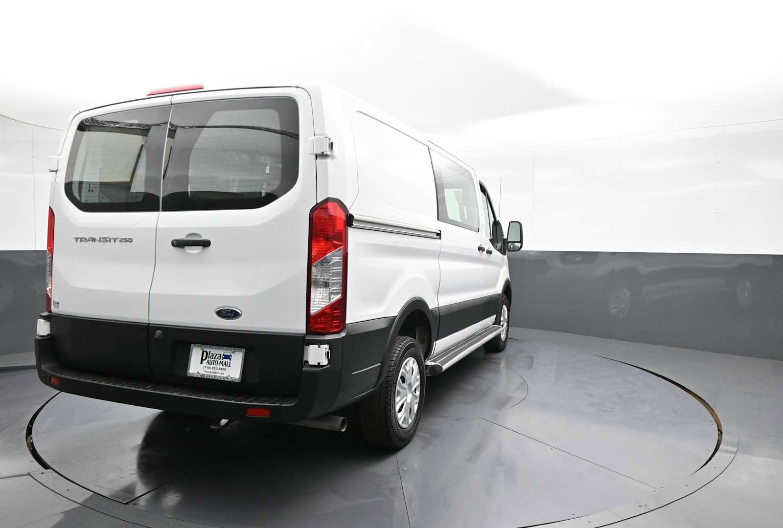 Used 2025 Ford Transit 250 Low Roof w/ Exterior Upgrade Package RWD image 6