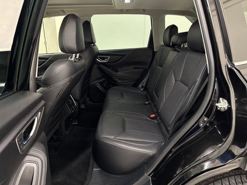 Used 2022 Subaru Forester Touring image 25