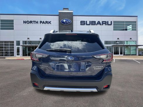Used 2024 Subaru Outback Touring AWD/4WD image 4