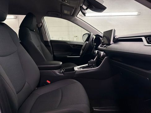 Used 2024 Toyota RAV4 LE image 27