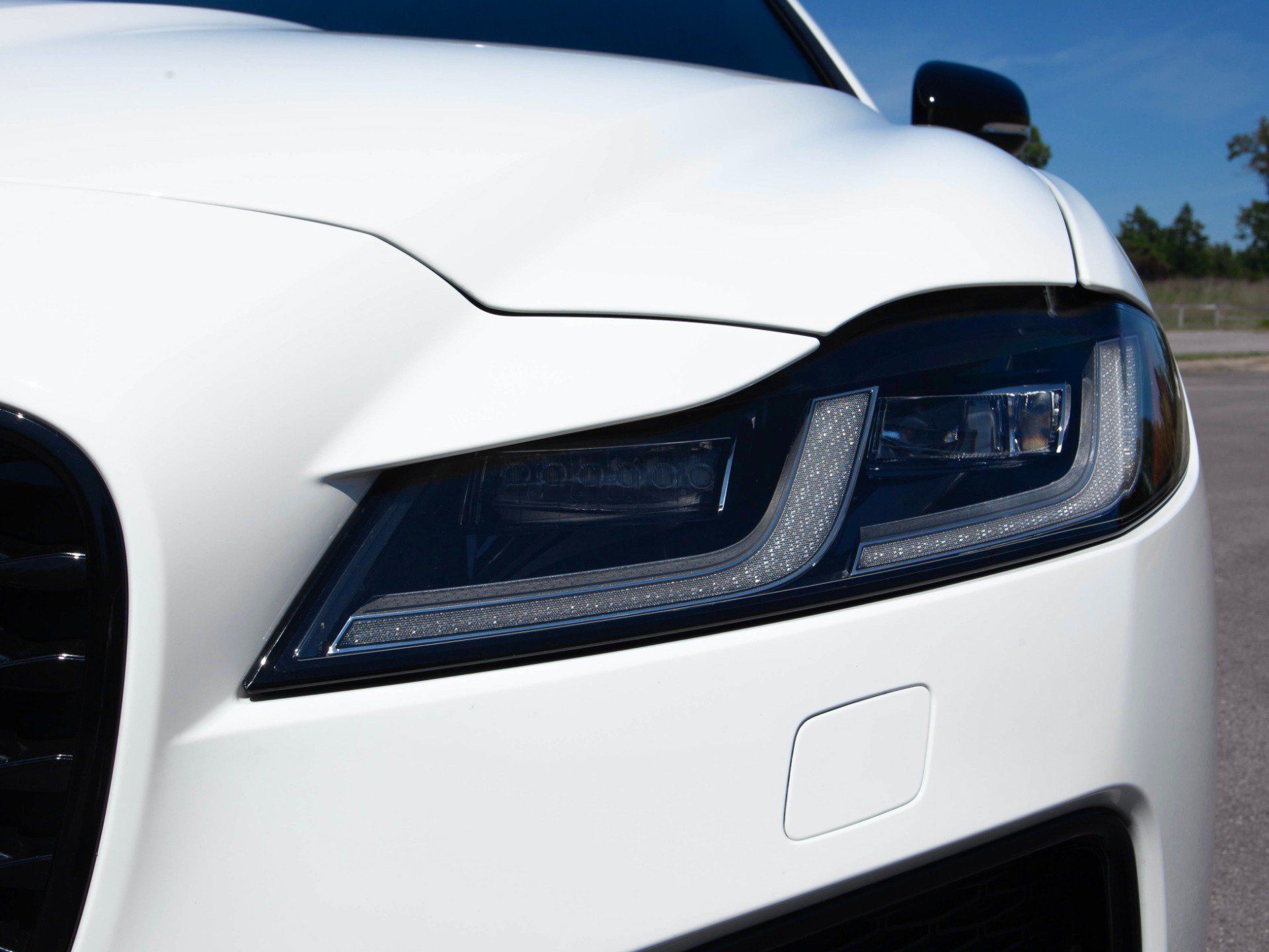 Used 2024 Jaguar XF R-Dynamic SE AWD/4WD image 41
