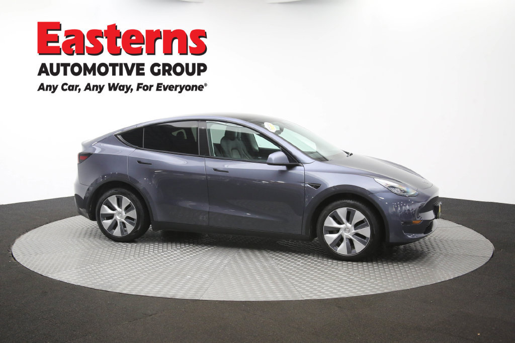 Used 2022 Tesla Model Y Long Range AWD/4WD image 43