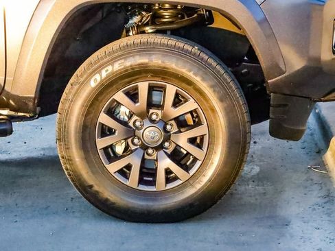 Used 2023 Toyota Tacoma SR5 image 10