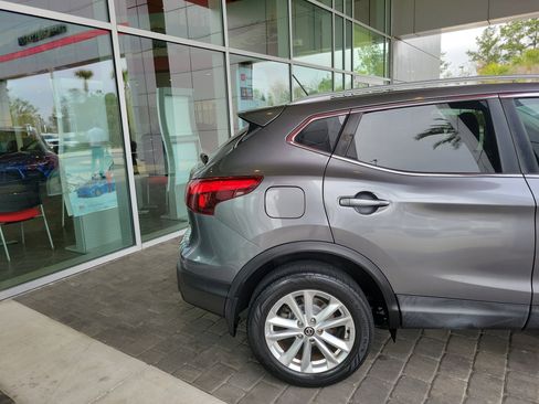 Used 2019 Nissan Rogue Sport SV image 6