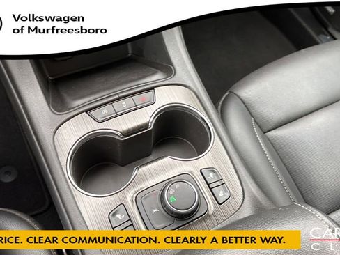 Used 2023 GMC Acadia SLT image 21