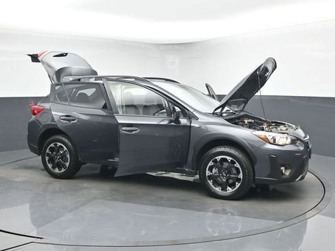 Used 2021 Subaru Crosstrek 2.0i Premium w/ Moonroof Package image 37