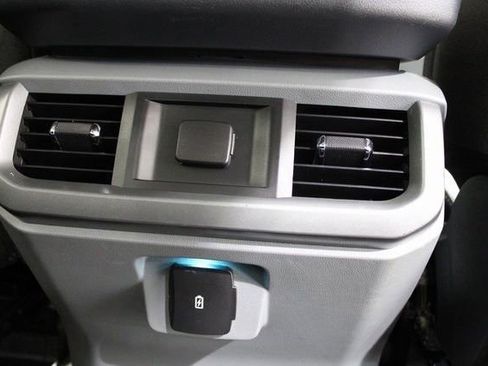 Used 2022 Ford F150 XLT image 28