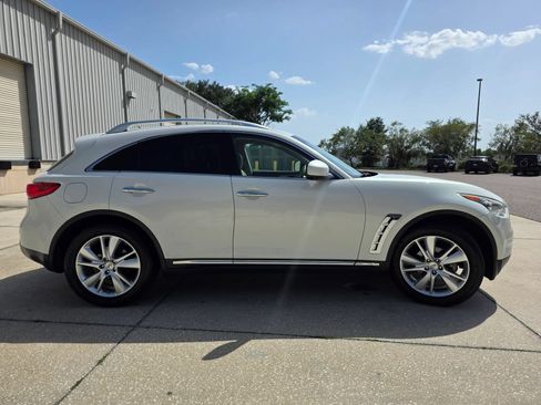 Used 2012 INFINITI FX35 2WD w/ Premium Pkg image 10