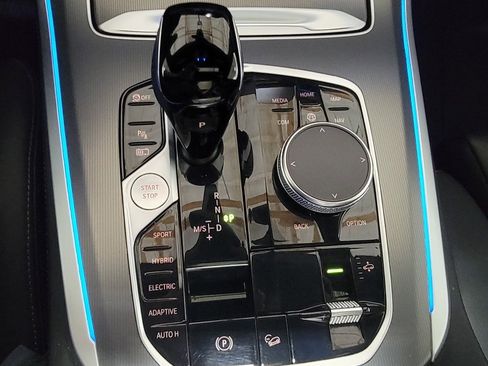 Used 2022 BMW X5 xDrive45e w/ M Sport Package image 19