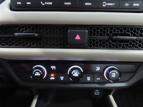 Used 2024 Honda HR-V LX image 25