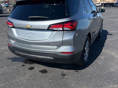 Used 2023 Chevrolet Equinox Premier image 9