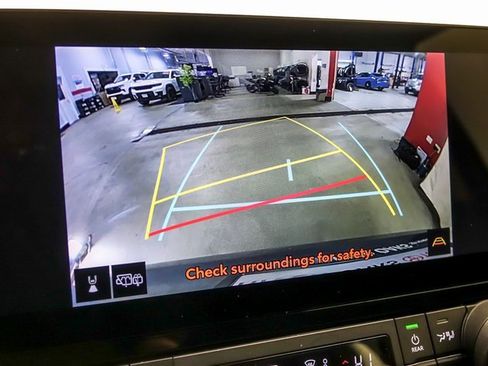 Certified 2025 Toyota Grand Highlander FWD image 18