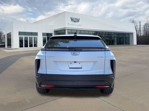 Certified 2026 Cadillac Lyriq Premium Sport AWD/4WD image 5
