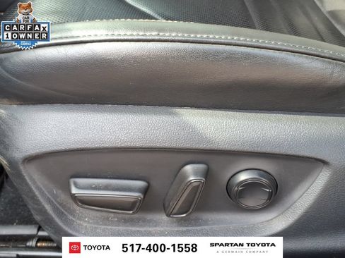 Used 2019 Toyota Avalon XSE w/ Carpet Mat Package FWD image 16