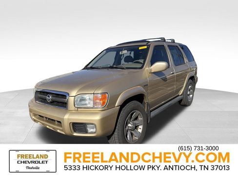 Used 2004 Nissan Pathfinder LE Platinum image 5