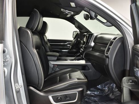 Used 2020 RAM 1500 Laramie image 29