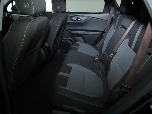 Used 2025 Chevrolet Blazer LT FWD image 14