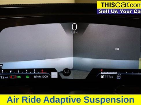 Used 2023 Cadillac Escalade Premium Luxury Platinum image 18