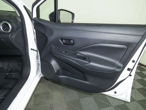 Certified 2025 Nissan Versa S w/ Trunk Package image 35